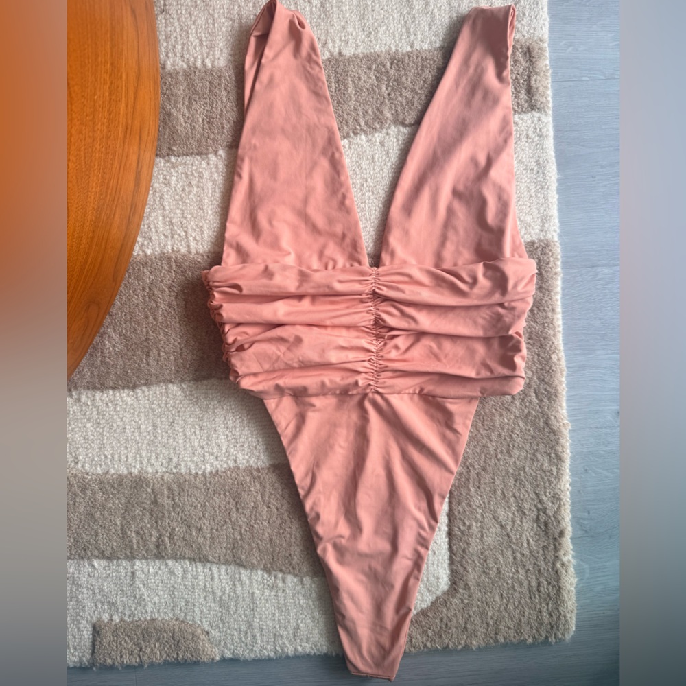 NWOT! Riot Swim Echo One Piece Swimsuit